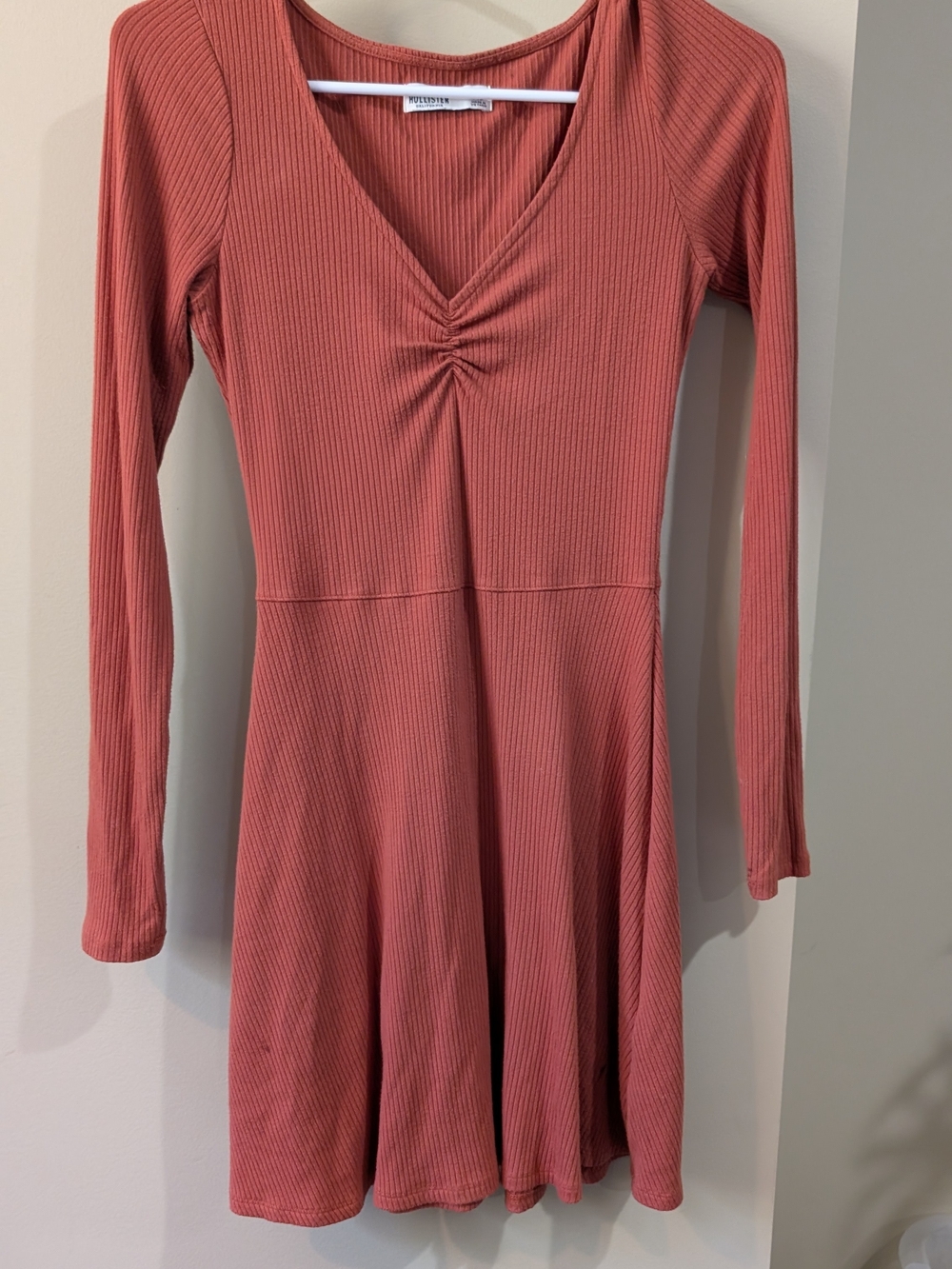 Hollister Ribbed V-Neck Long Sleeve Dress in Coral